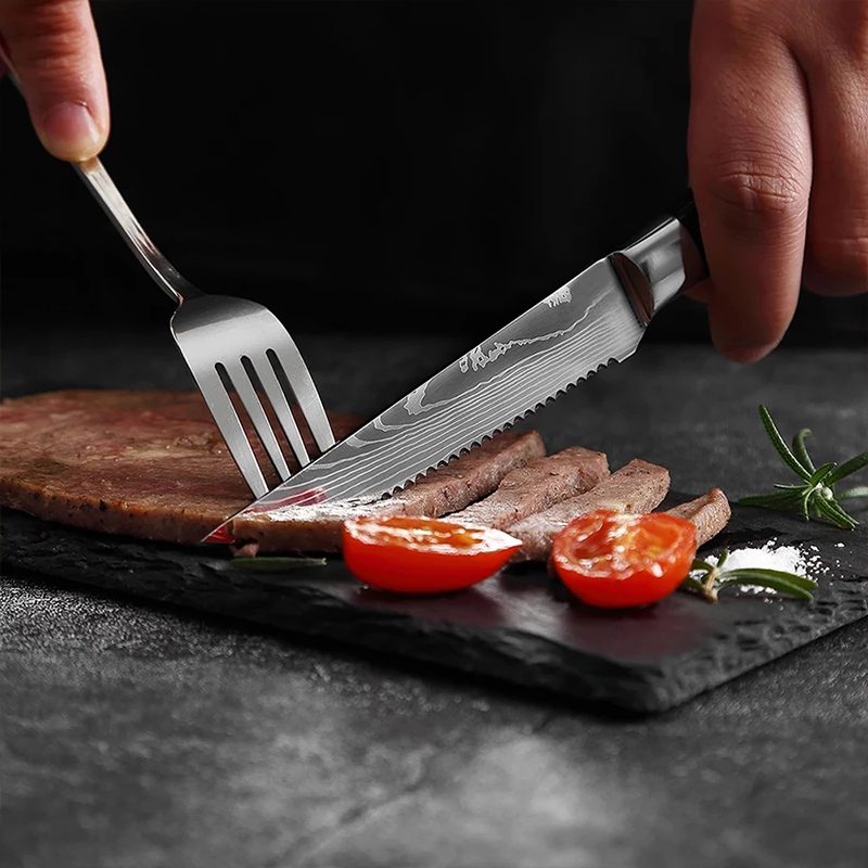 ステーキナイフ 1～6本セット、ギザ刃、木製ハンドル、ステン - Home Cooking Restaurant のレビューと価格